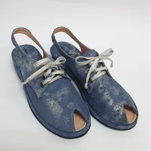 350 low blue with silver clouds