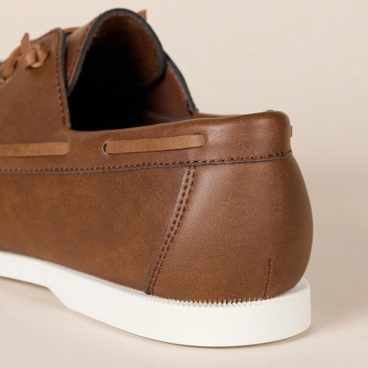 Amazon Essentials Men's Slip-On Boat Shoe with Ventilation