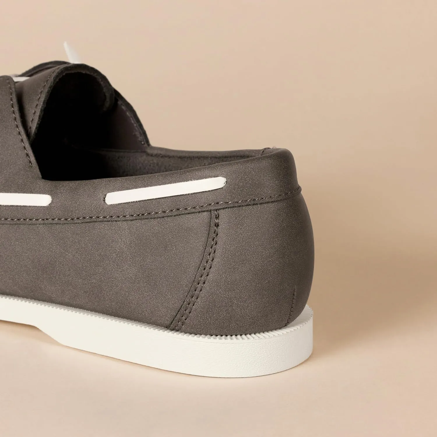 Amazon Essentials Men's Slip-On Boat Shoe
