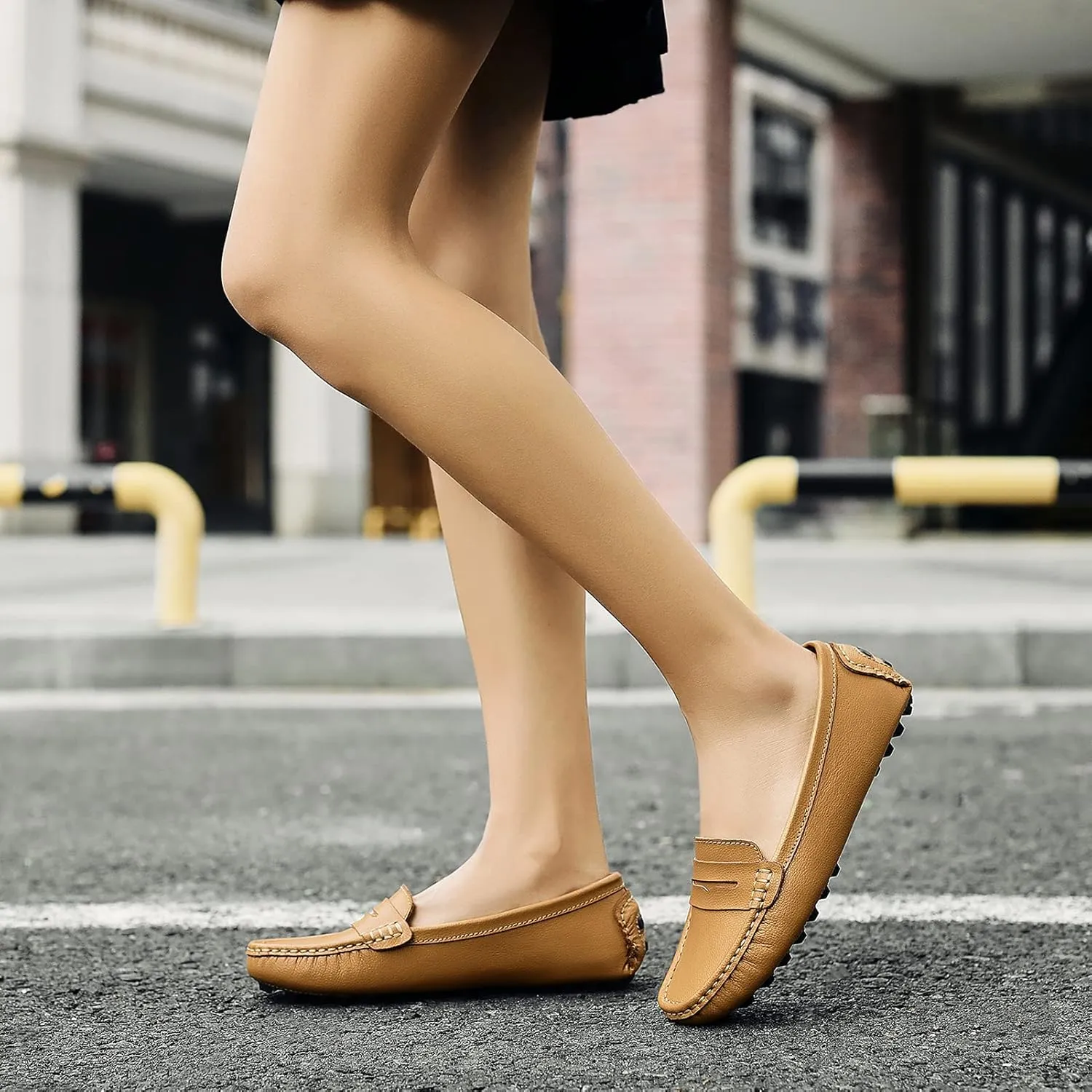Artisure Women's Classic Comfort Leather Penny Loafers Casual Slip-Ons Lightweight Walking Flats Driving Mocs Boat Shoes