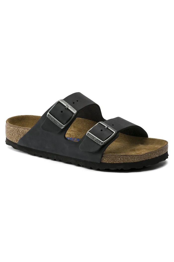 Birkenstock Arizona Soft Footbed Oiled Leather Regular Width in Black
