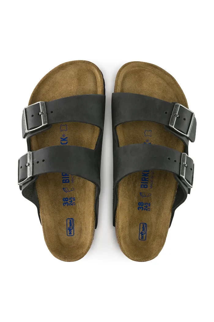 Birkenstock Arizona Soft Footbed Oiled Leather Regular Width in Black