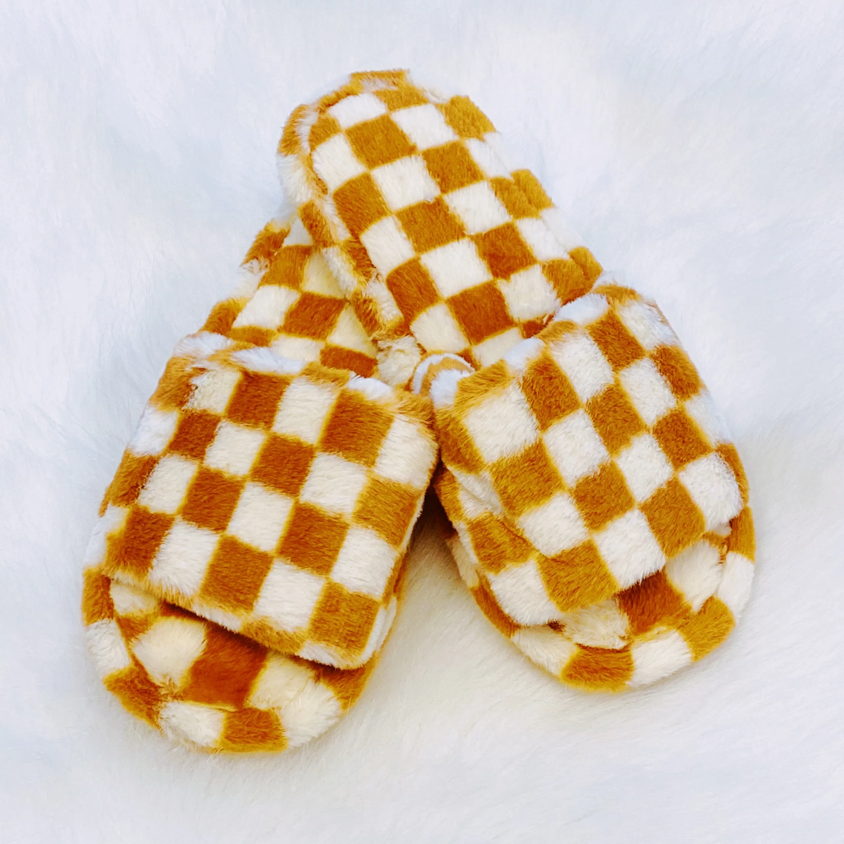 Checker Cozy Economical Slippers Sturdy Luxe Lounge