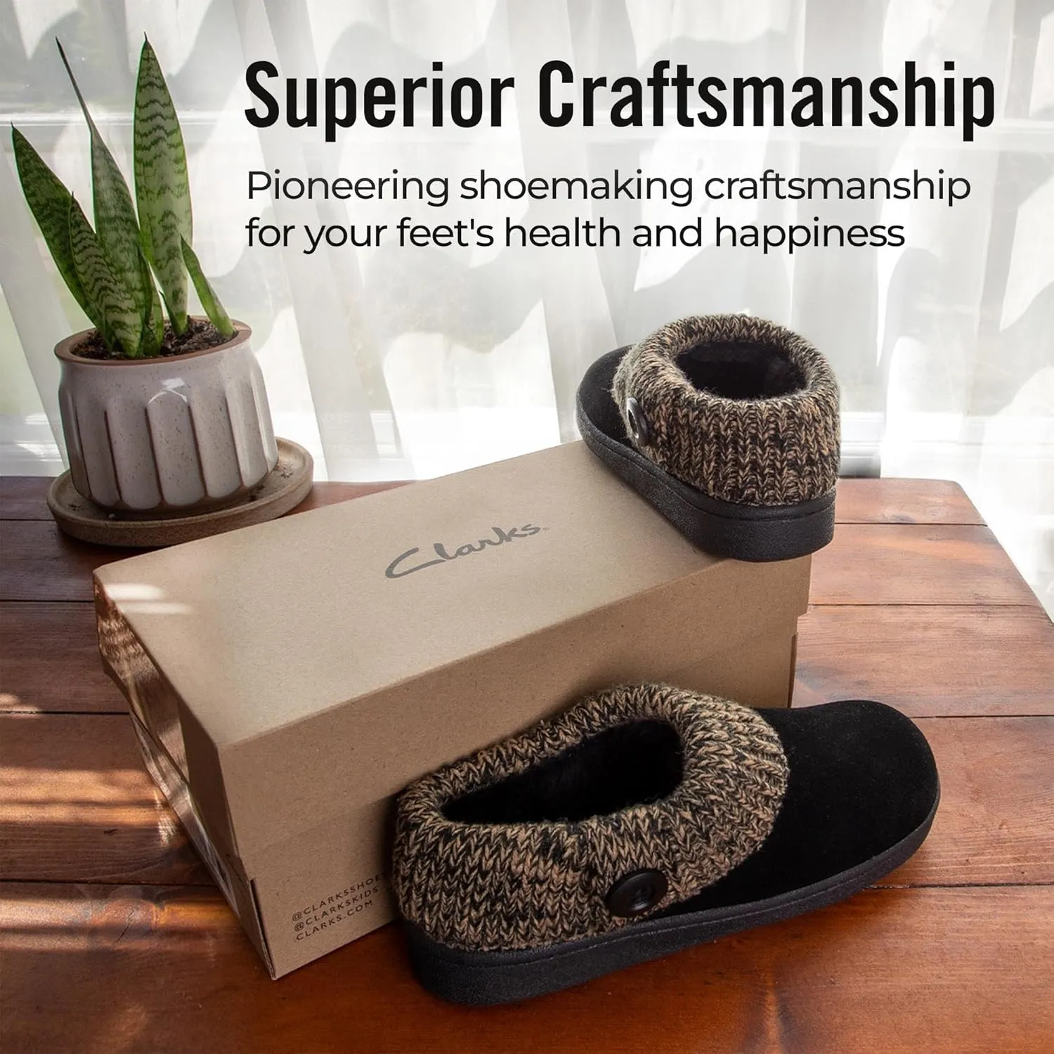 Clarks Women's Knit Scuff Slipper