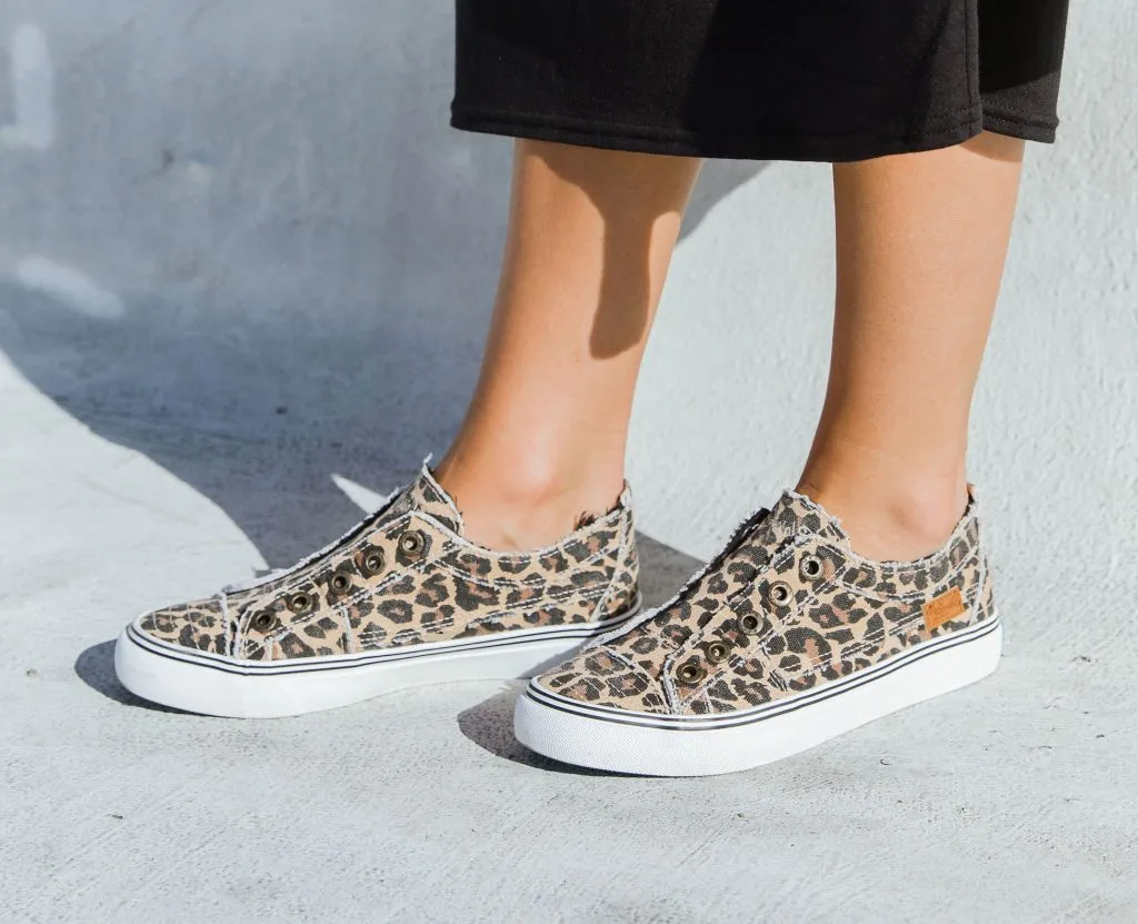 Comfort Toe Blowfish Play On High-tech-enabled Jumbo Kitty Rounded High-value Natural Sneakers Slip Malibu