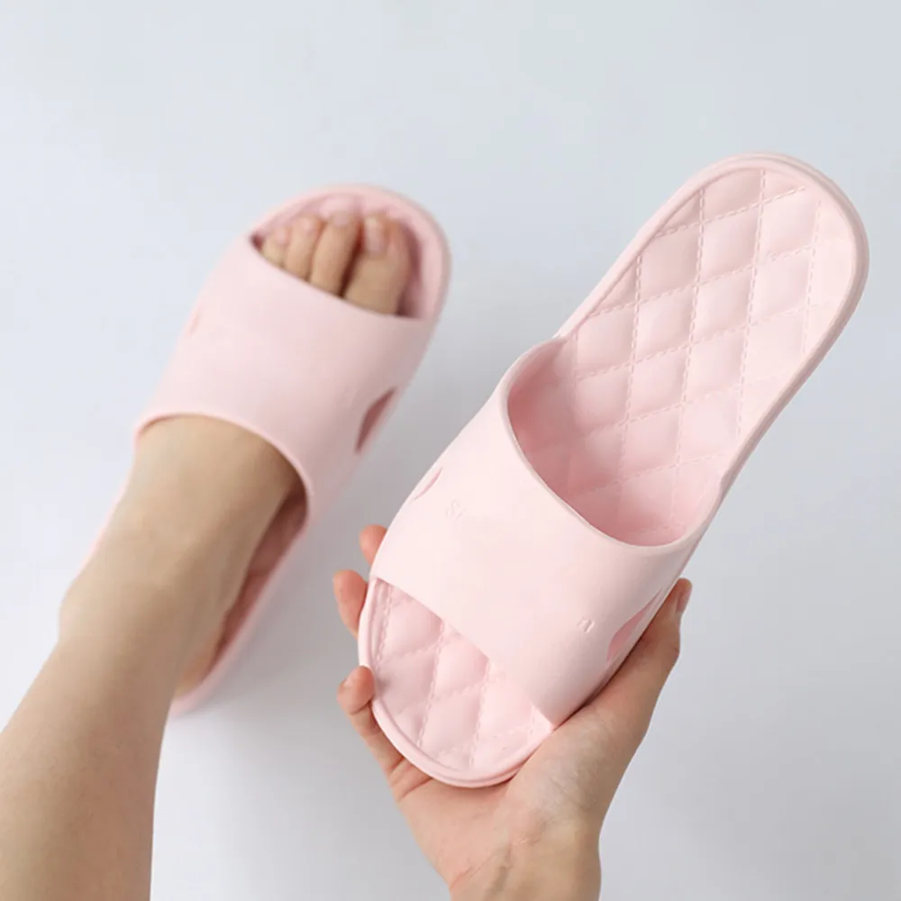 Comfy Adult Pebble Female Slipper