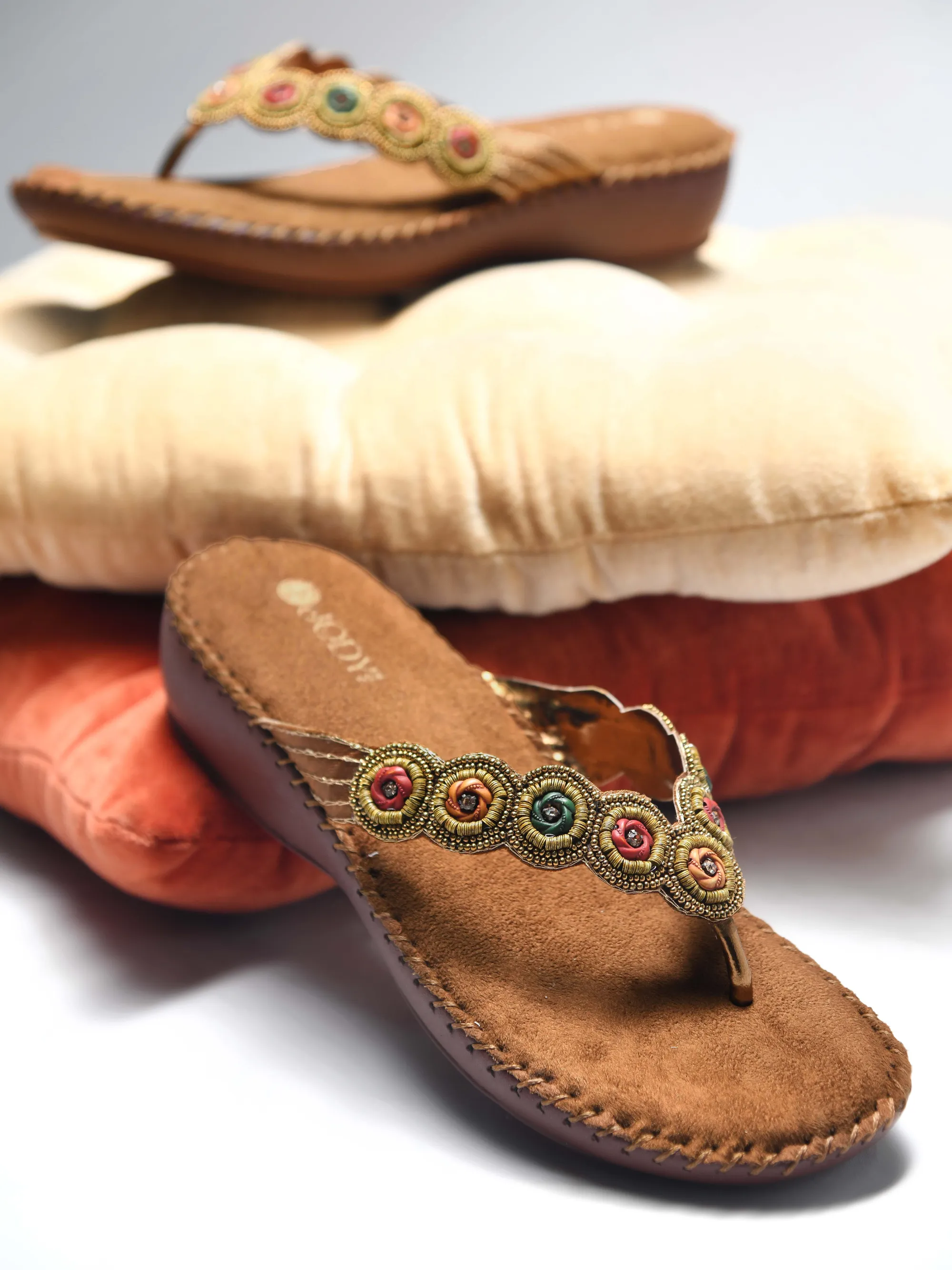Comfy Beaded Doctor Heel Slipper
