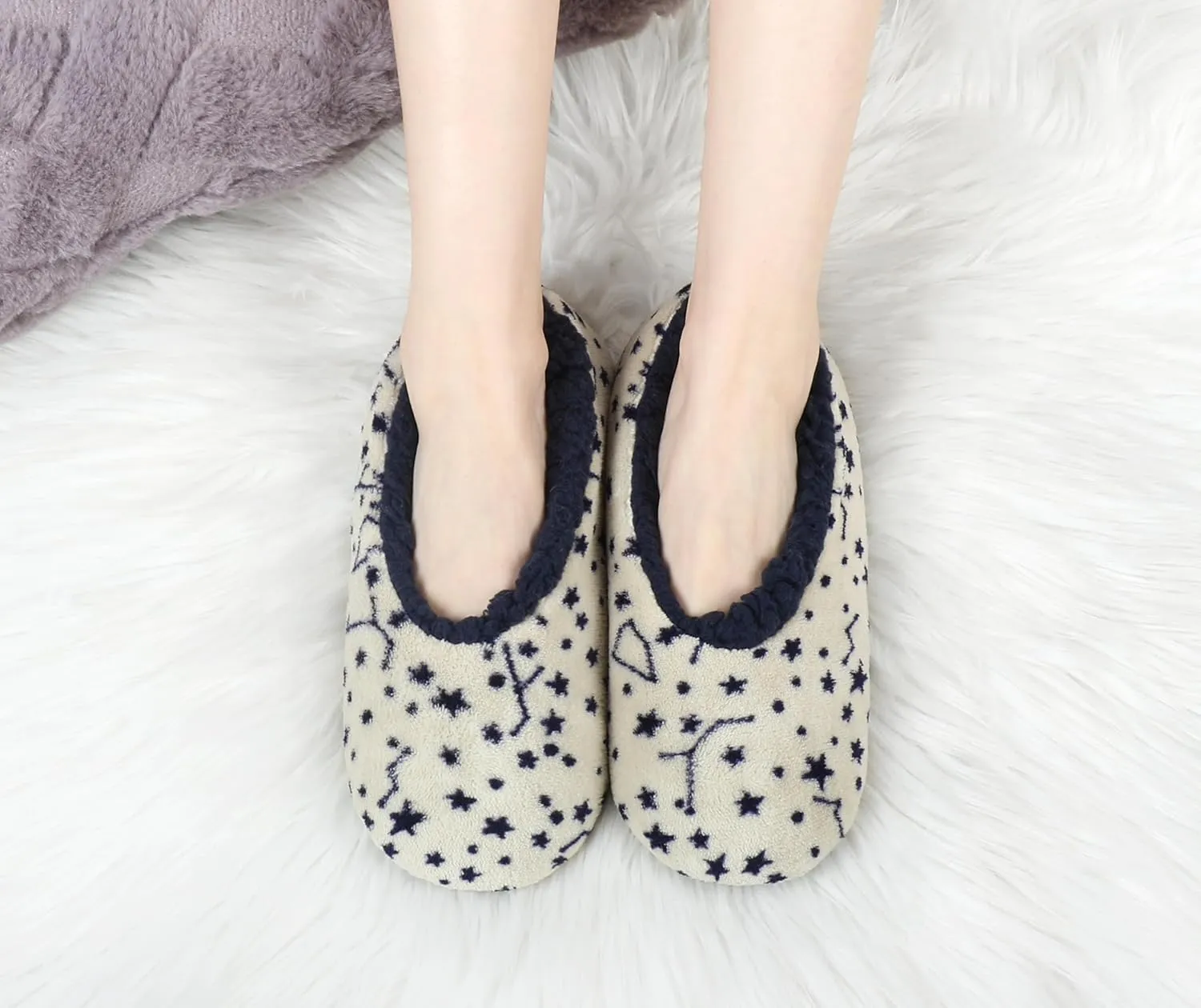 DICUIRD Slipper Socks For Women With Grippers, Fuzzy With Non Slip Bottoms, Cozy Warm Fuzzy Slippers