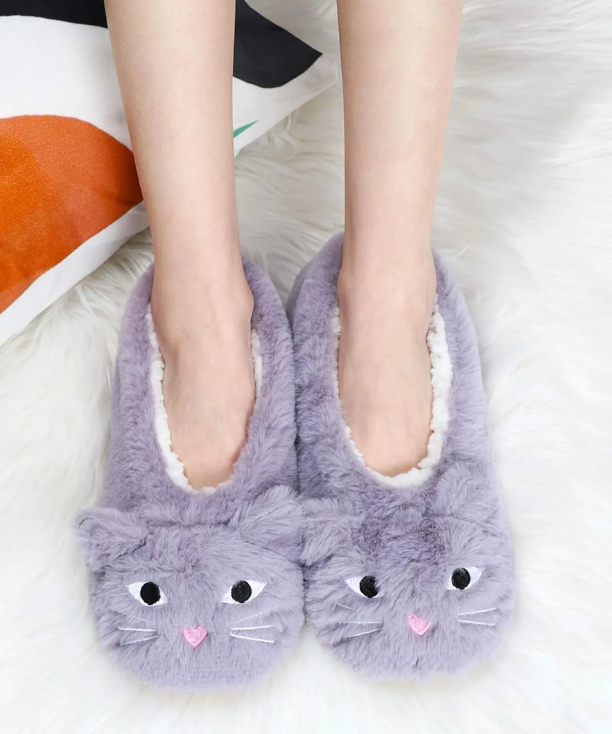 DICUIRD Womens Slipper Socks Low Cut Comfy&Warm Animal Non-skid Bedroom Slippers