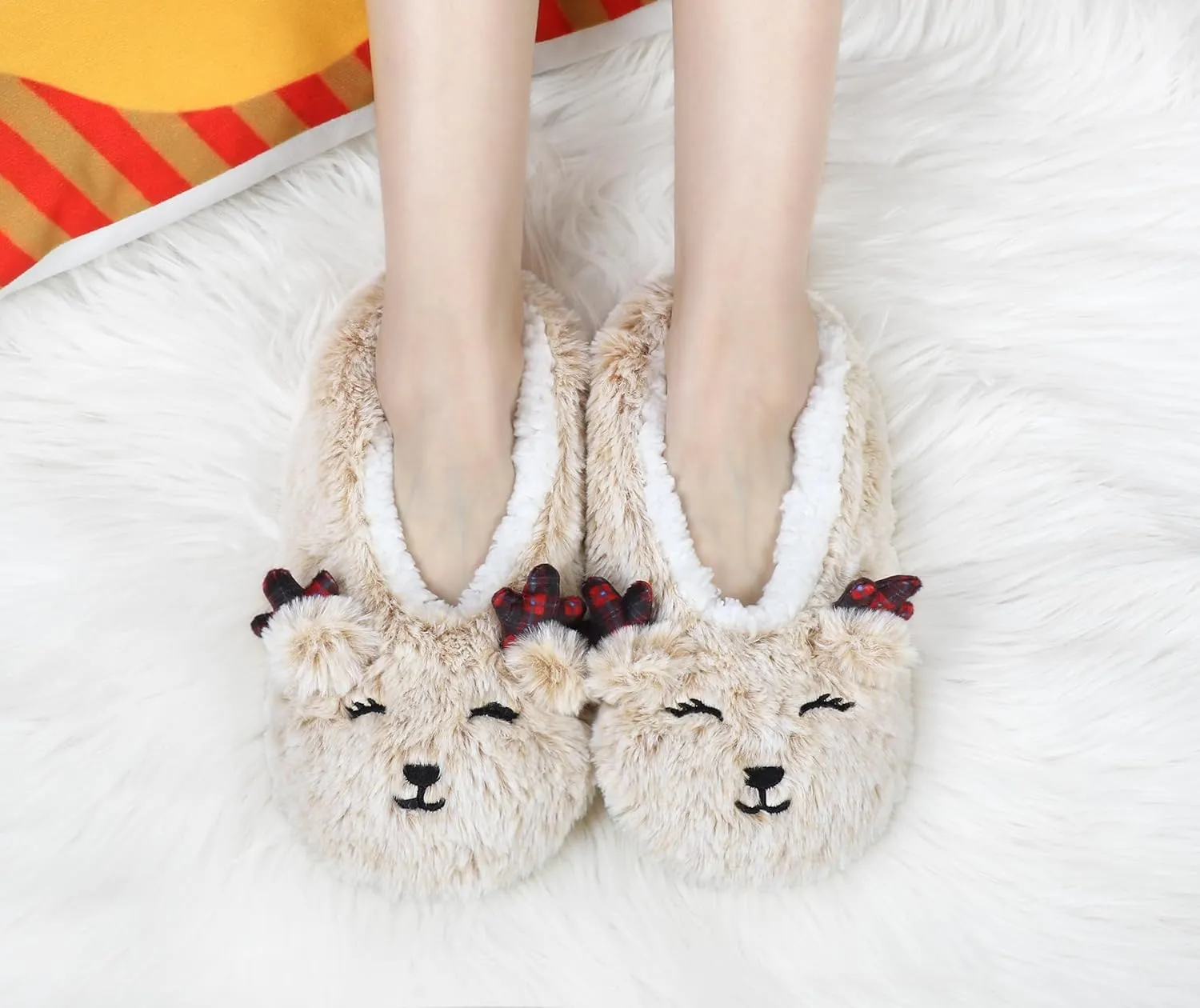 DICUIRD Womens Slipper Socks Low Cut Comfy&Warm Animal Non-skid Bedroom Slippers