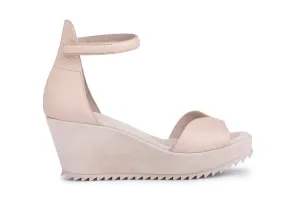Felyn Plume Cervo Wedge Sandal