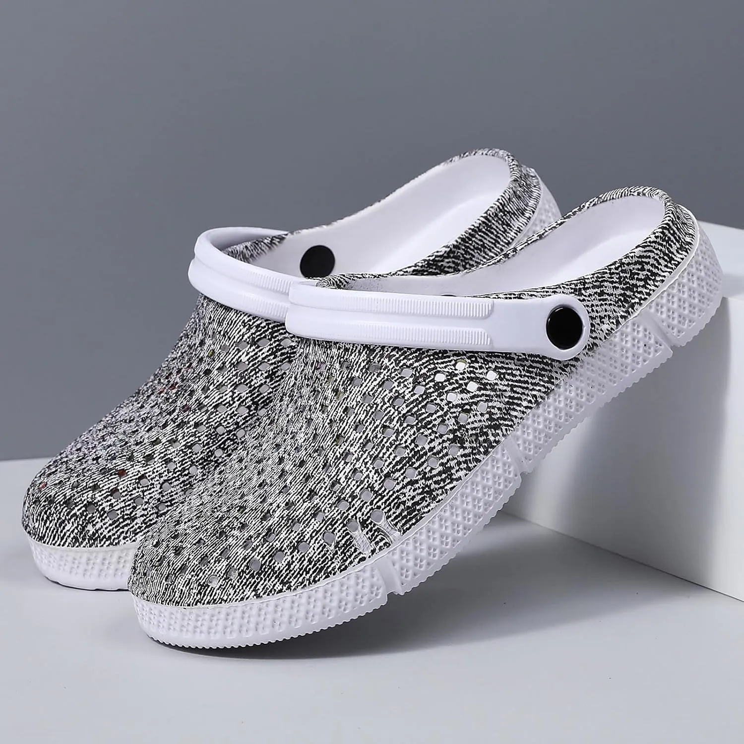 Garden Clogs for Women, Women's Slip On Garden Shoes Pool Beach Shower Slides Indoor Outdoor Walking Slippers