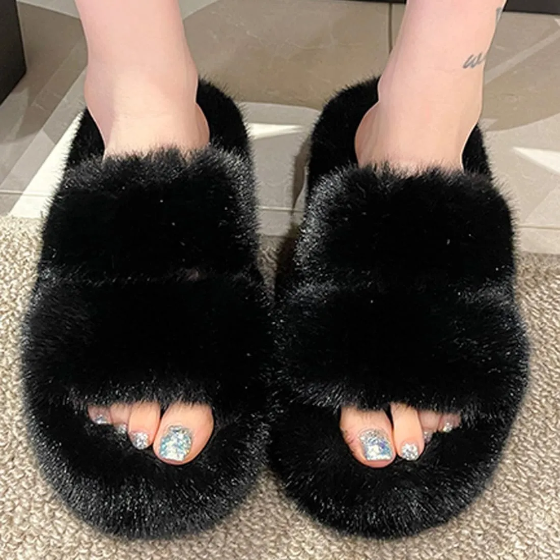 Harssidanzar Womens Fuzzy Comfy Faux Fur House Slippers Shoes,Furry Slides,Slip On Slipper For Women's KL505US