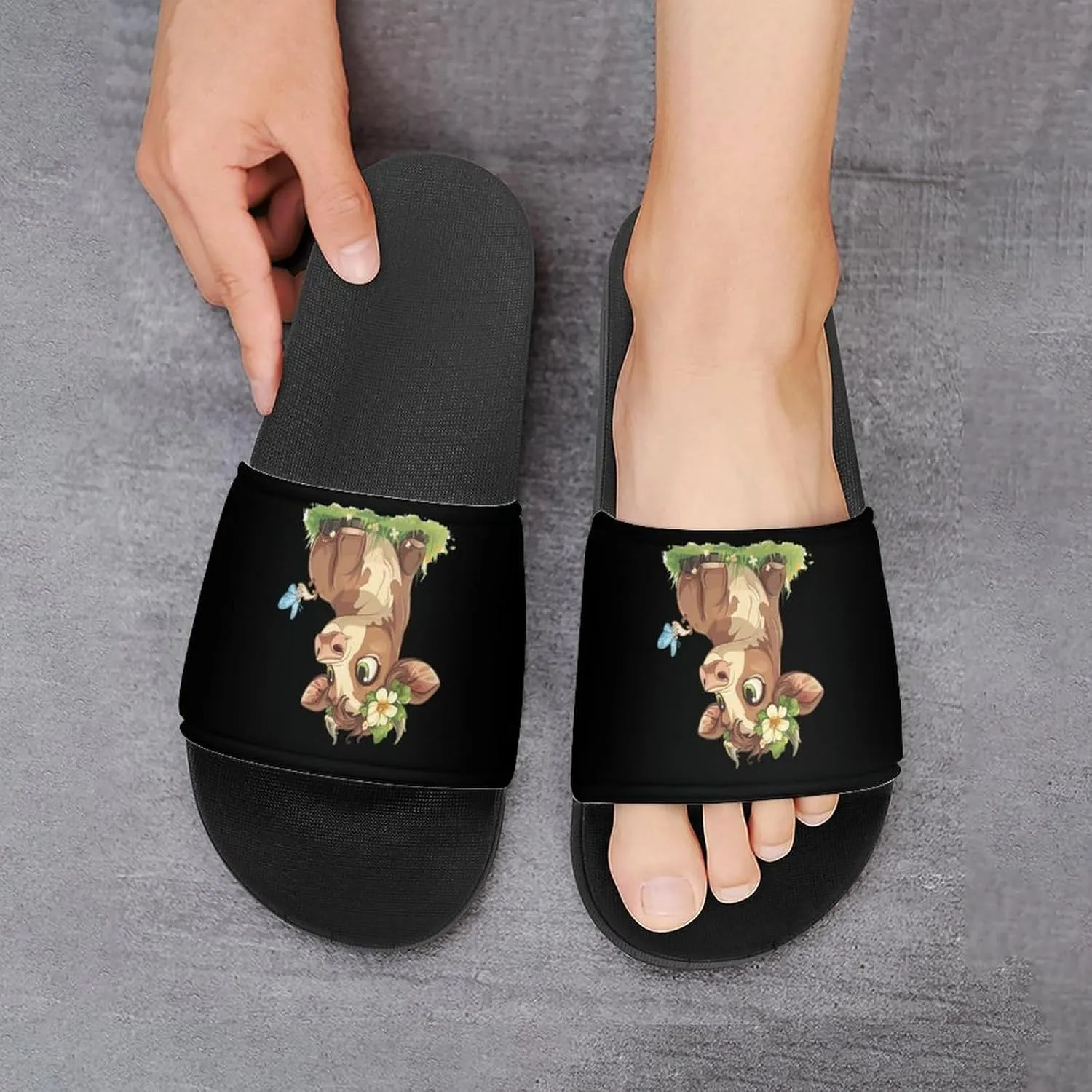 Highland Cow Print Slippers for Women Men Anti-Slip Shower Slides Open Toe Slippers for Home Outdoor Beach