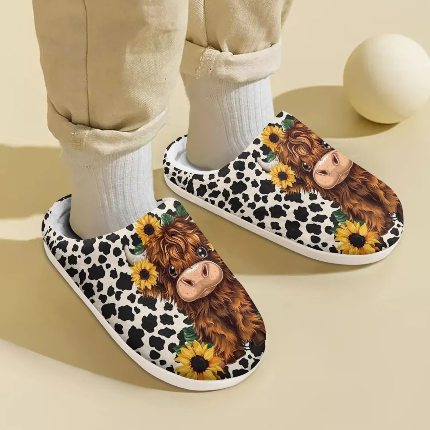 House Slippers for Girls Kids Cozy Fuzzy Slippers Boys Soft Plush Slip On Shoes Cute Winter Bedroom Slipper
