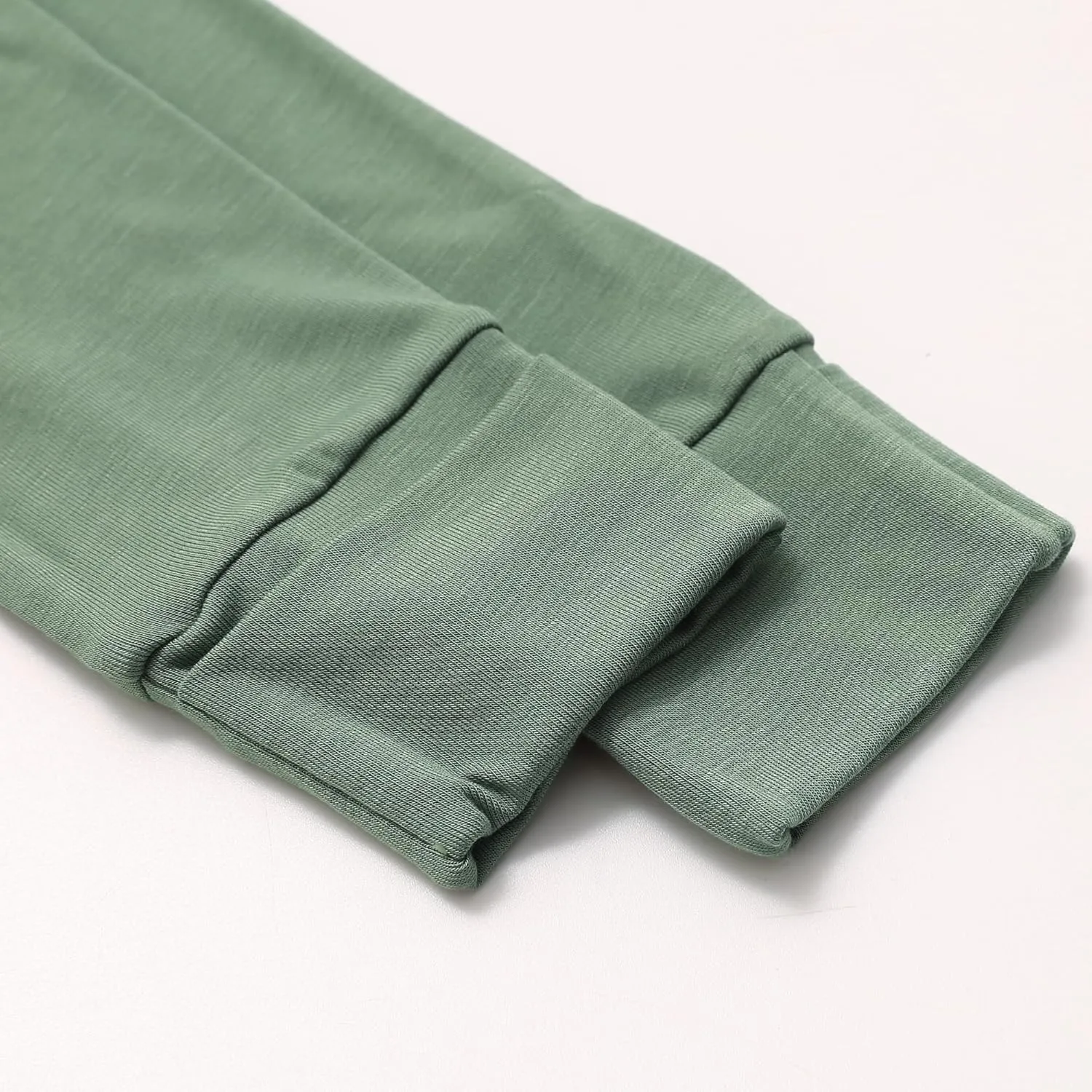 JunNeng Rayon of Bamboo Baby Sleeper with Mittens Cuffts Feet & Non-Slip Design, 2 Way Zipper Pjs Sleep'N Play Romper