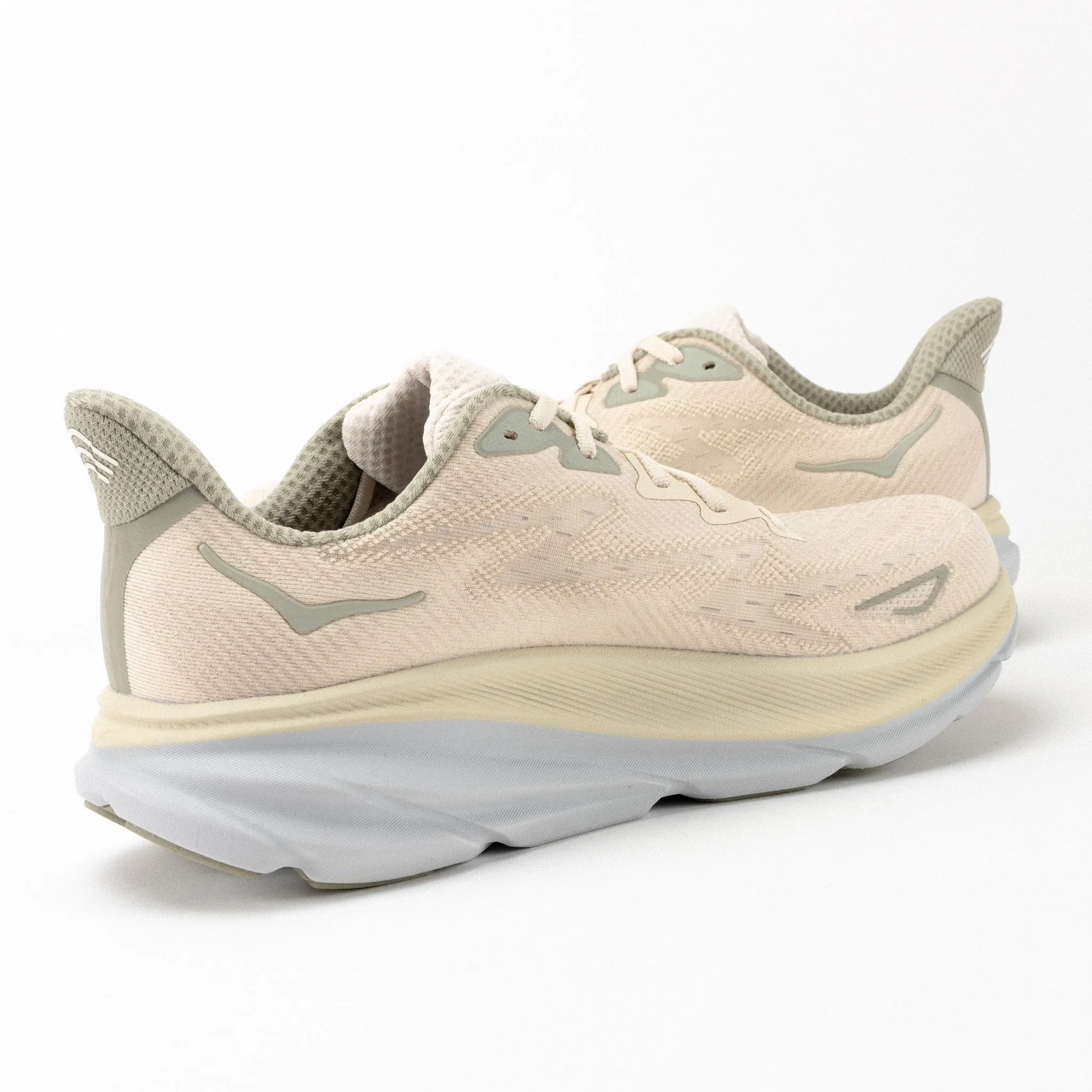M-CLIFTON 9 - OAT MILK - MESH