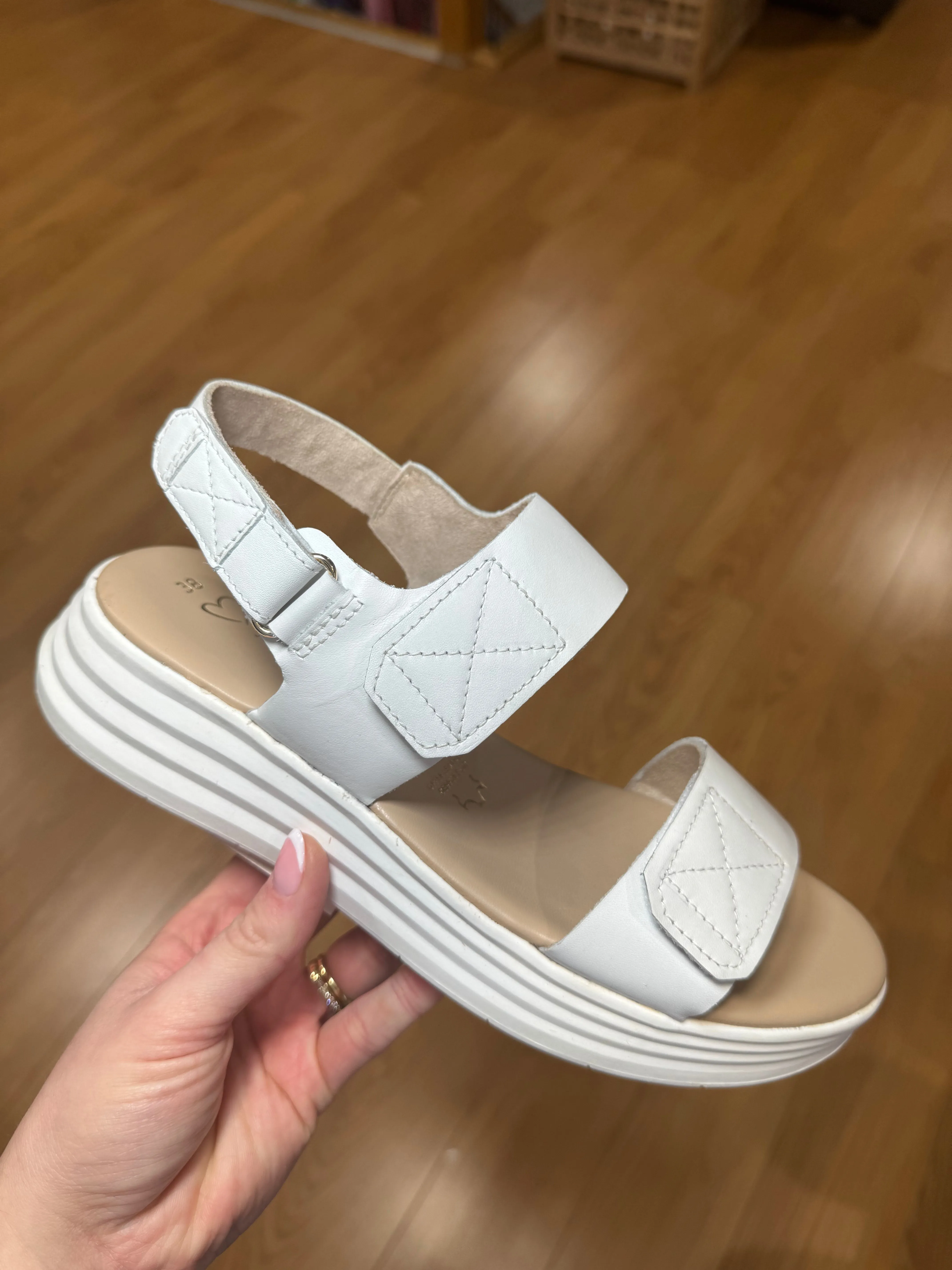 Marco Tozzi White Velcro Sandal