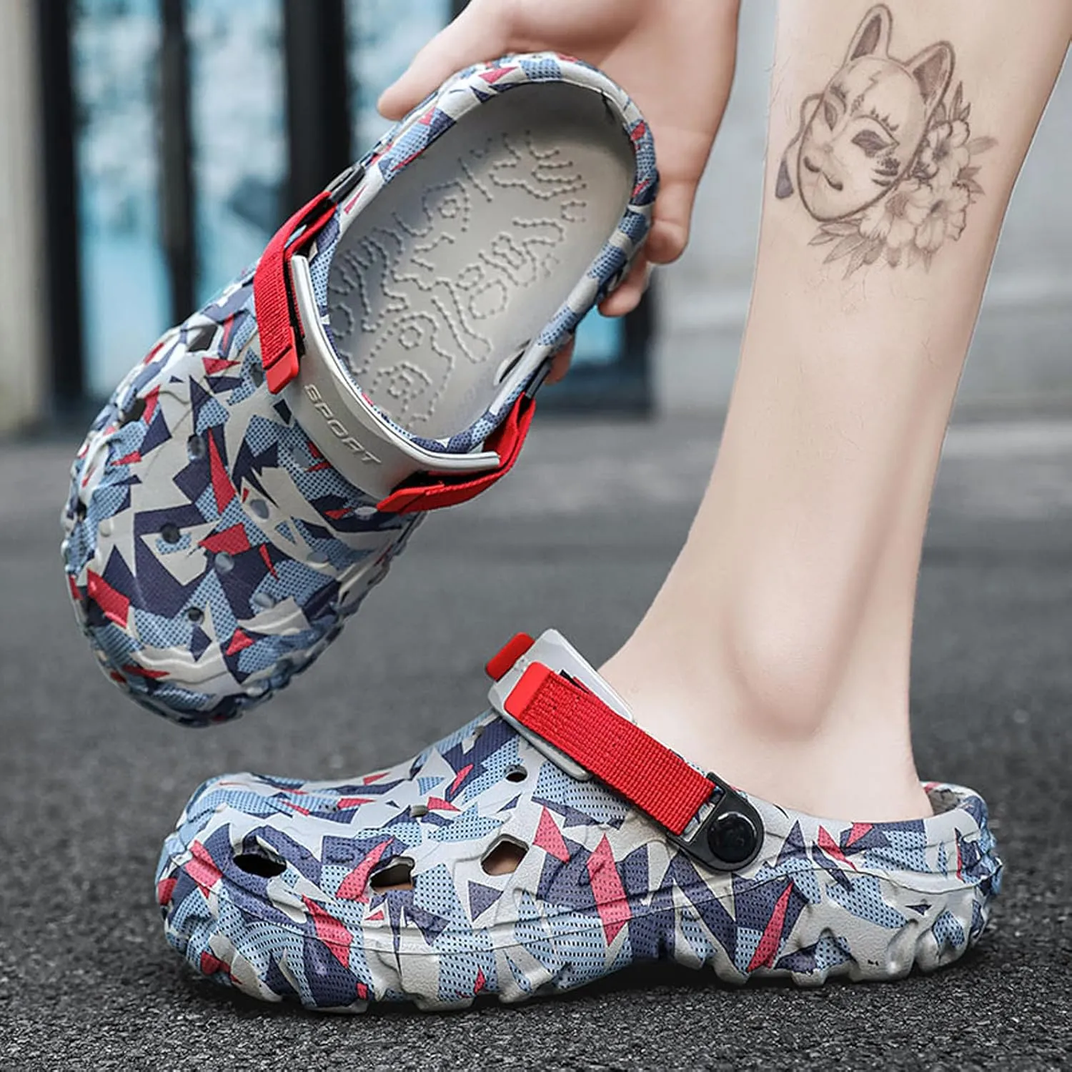 Men Slip On Garden Clogs Shoes: Summer Beach Sandals - Non Slip Outdoor Classic Slippers