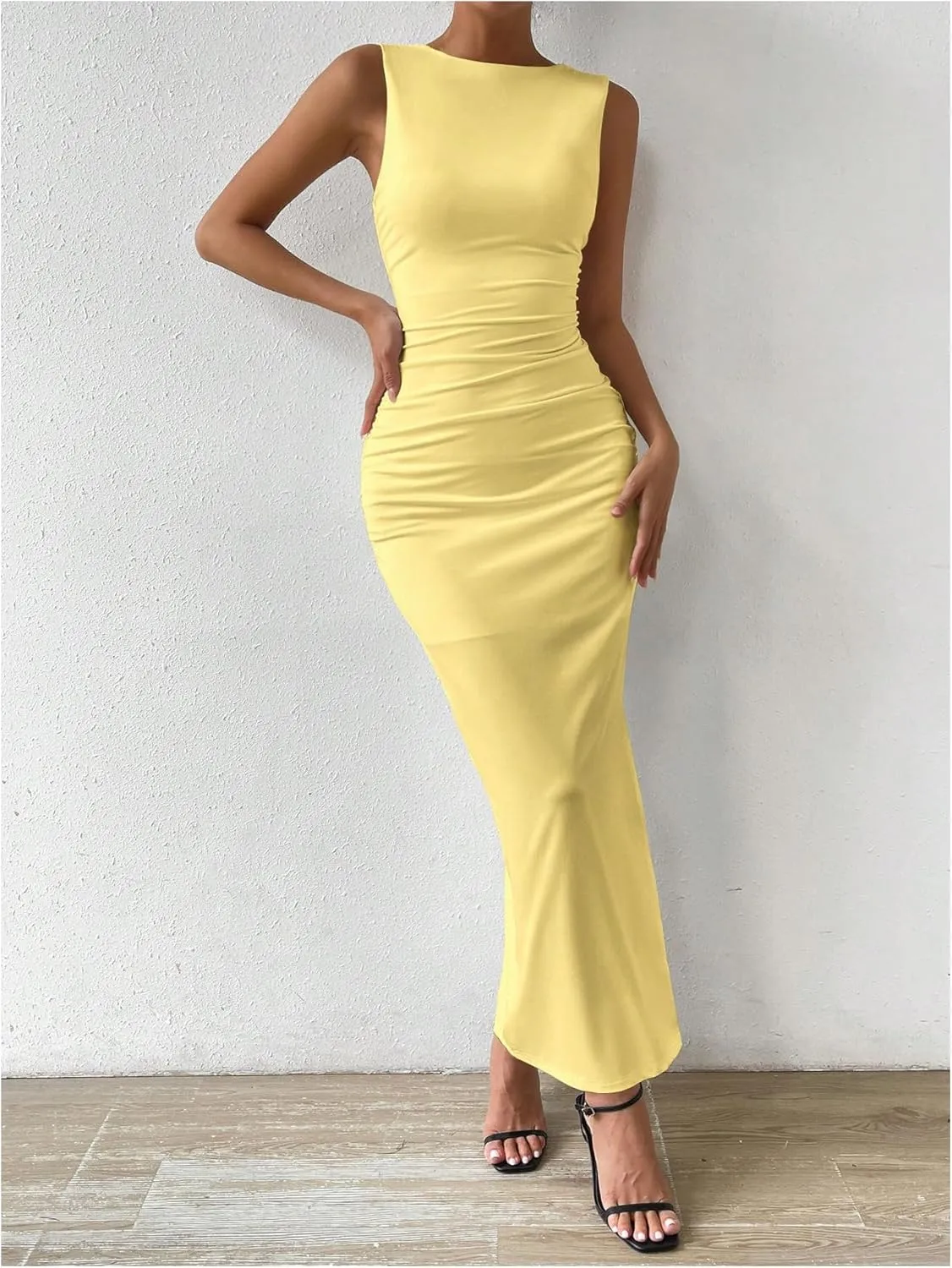 Milumia Women's Sleeveless Boat Neck Ruched Bodycon Maxi Dress Cocktail Long Dresses Elegant