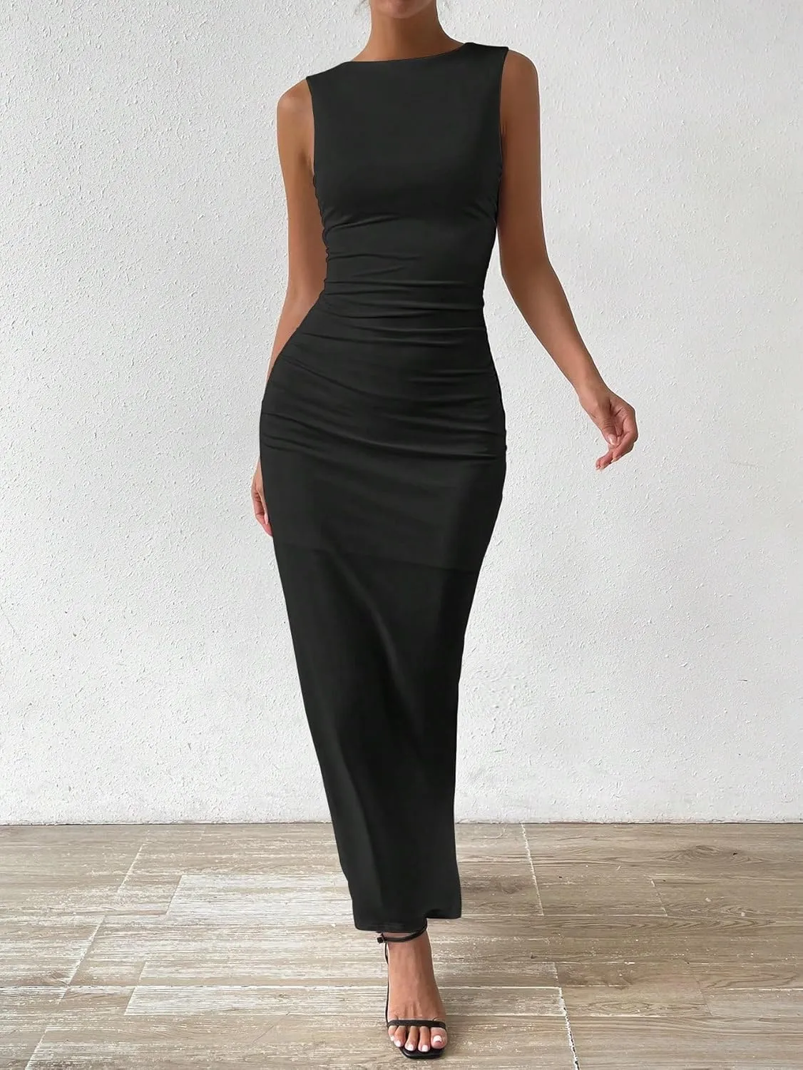 Milumia Women's Sleeveless Boat Neck Ruched Bodycon Maxi Dress Cocktail Long Dresses Elegant