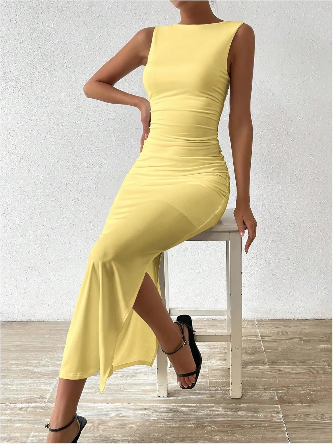 Milumia Women's Sleeveless Boat Neck Ruched Bodycon Maxi Dress Cocktail Long Dresses Elegant