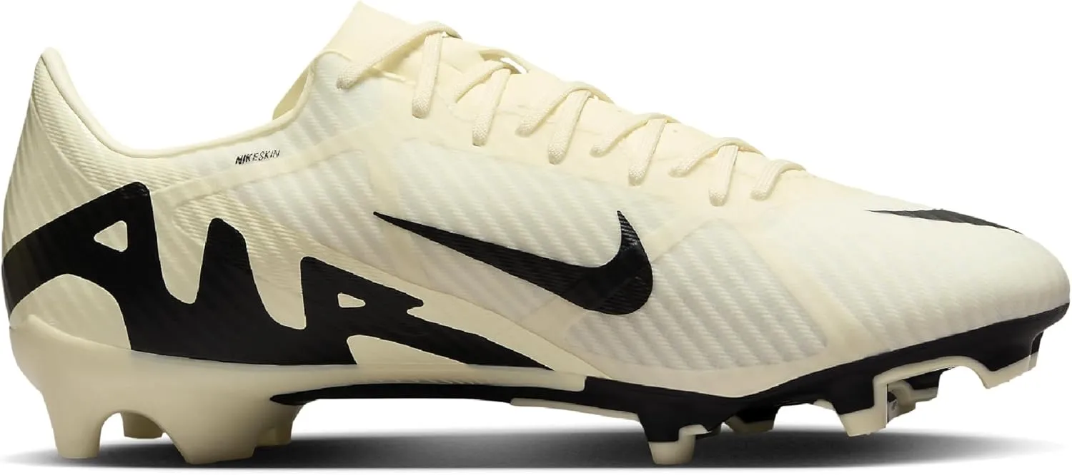 Nike Men's Soccer Shoe