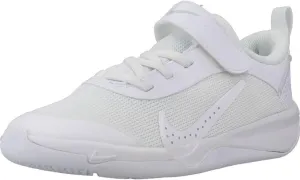 Nike Unisex-Child Omni Multi-Court (Little Kid) Sneaker