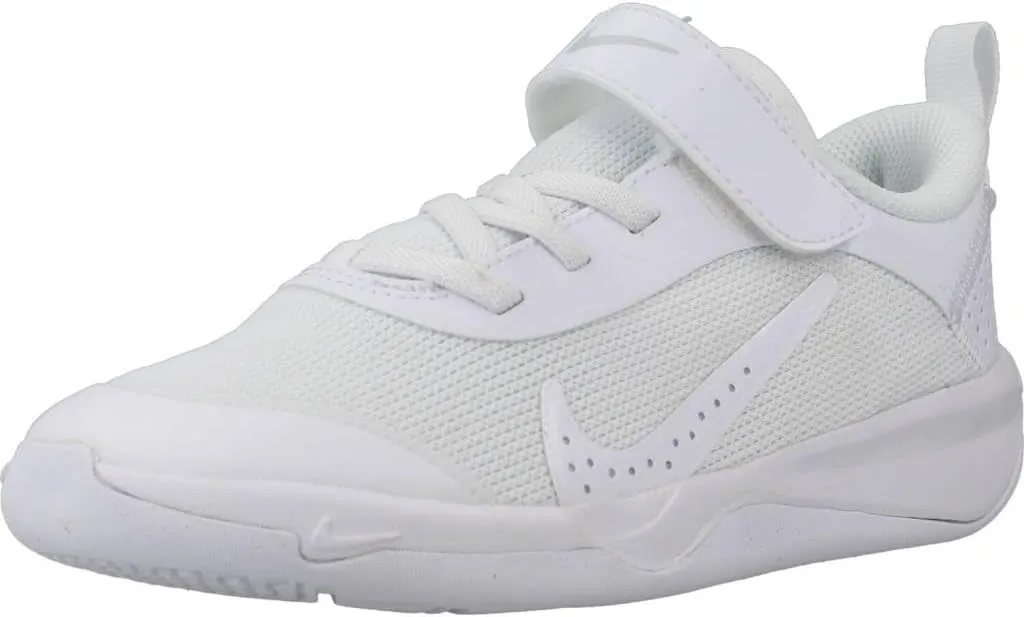 Nike Unisex-Child Omni Multi-Court (Little Kid) Sneaker