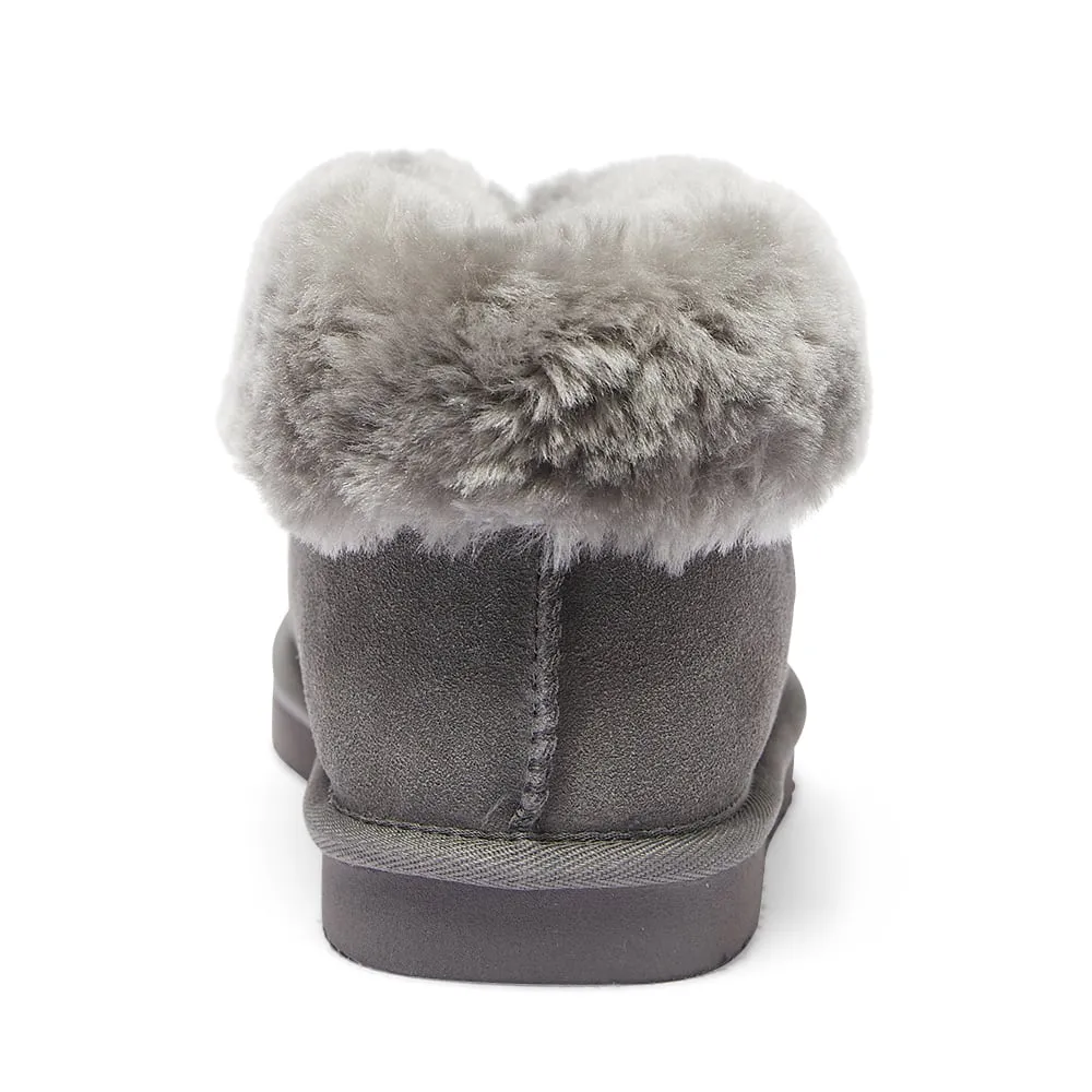 Pixie Slipper in Grey Suede
