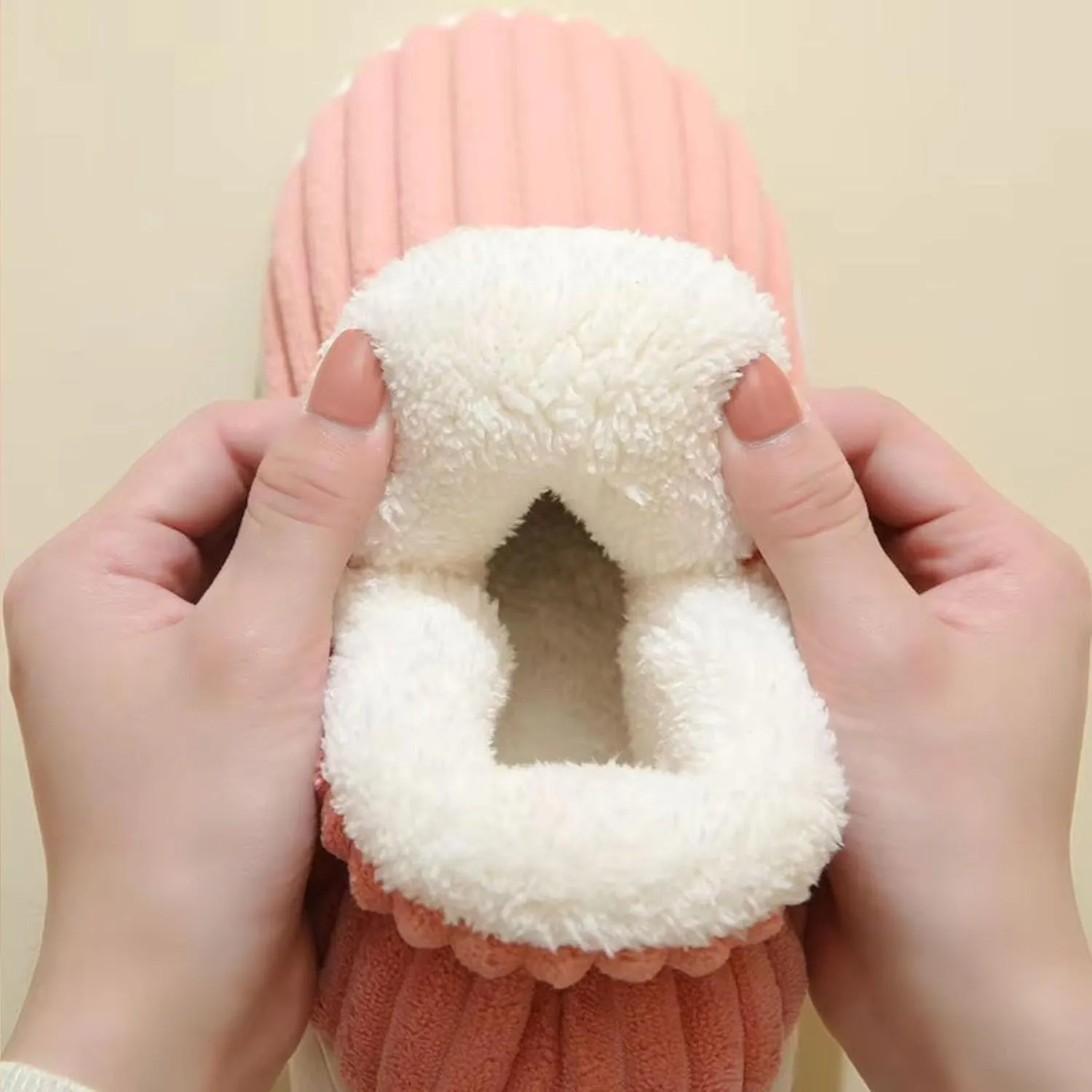 Pluffi Cozy Stylish Slipper, Pluffi Slipper Booties, Winter Fuzzy Warm Thick-Soled Plush House Cloud Slides Men Women