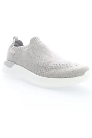 Propet B10 Slip On