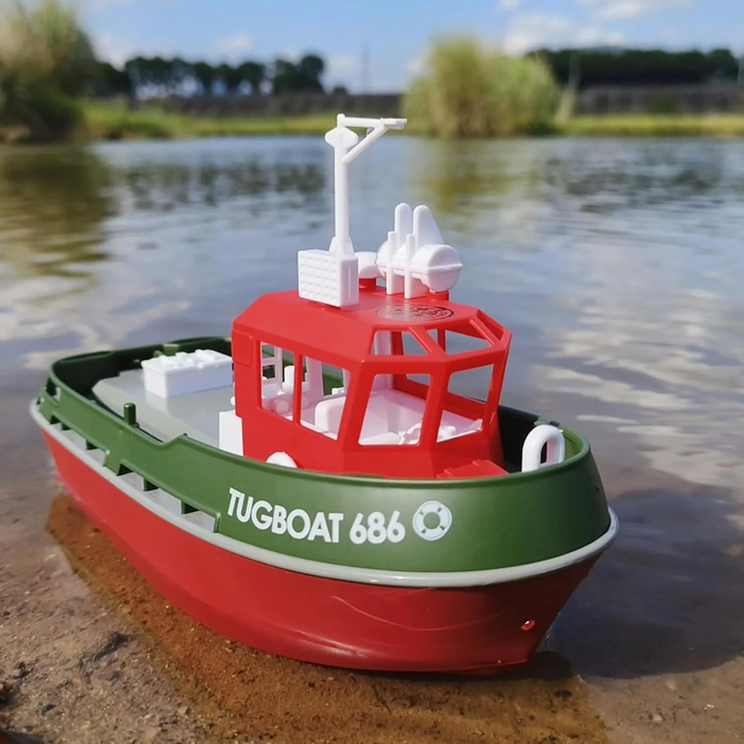 RC Boat 1/72 RC Tugboat for Kids and Adults, High Speed Remote Control Boat for Pools & Lakes, 2.4GHz Electric Tugboats Water Toys with Low Battery Reminder for Boys and Girls (Green), TX686