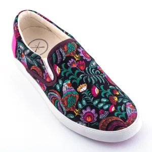 Rooster Slip On