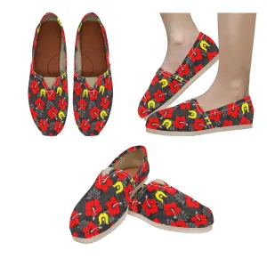 Royal Red Hibiscus with Yellow Dhari on Men's Classic Canvas Slip-On Shoes