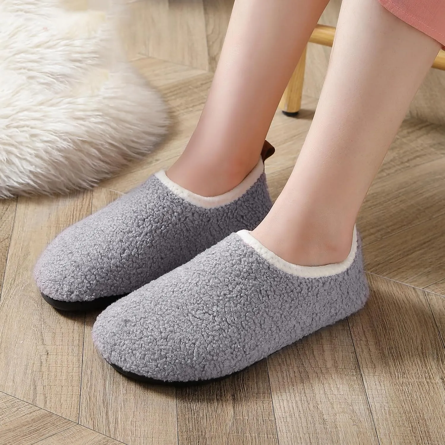 sazujinwu Women's House Shoes Fuzzy Fur Slippers Casual Non Slip Men's Barefoot Slipper Socks Warm Closed Lightweight and Breathable Indoor Outdoor Shoes