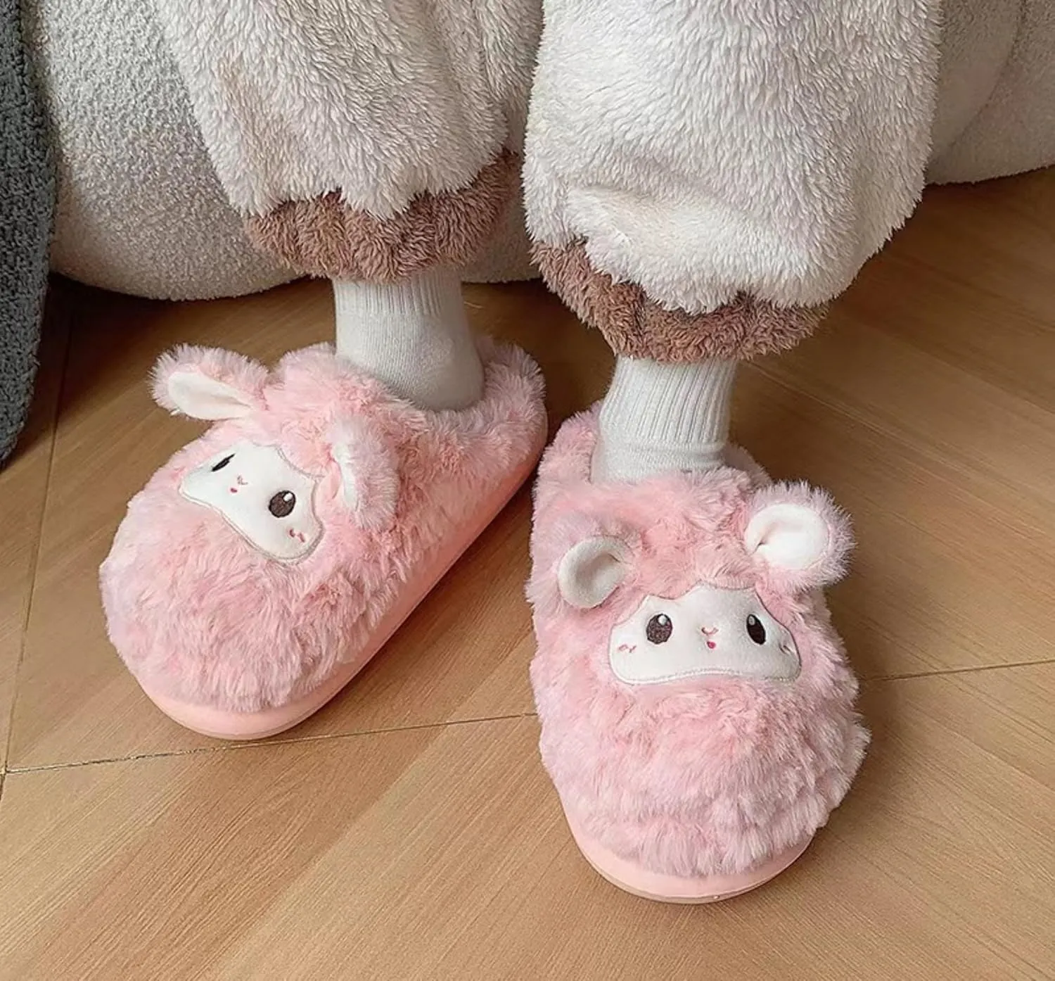 Sheep slippers Interesting animal shoes Warm keeping plush adult cartoon slippers for men and women at home