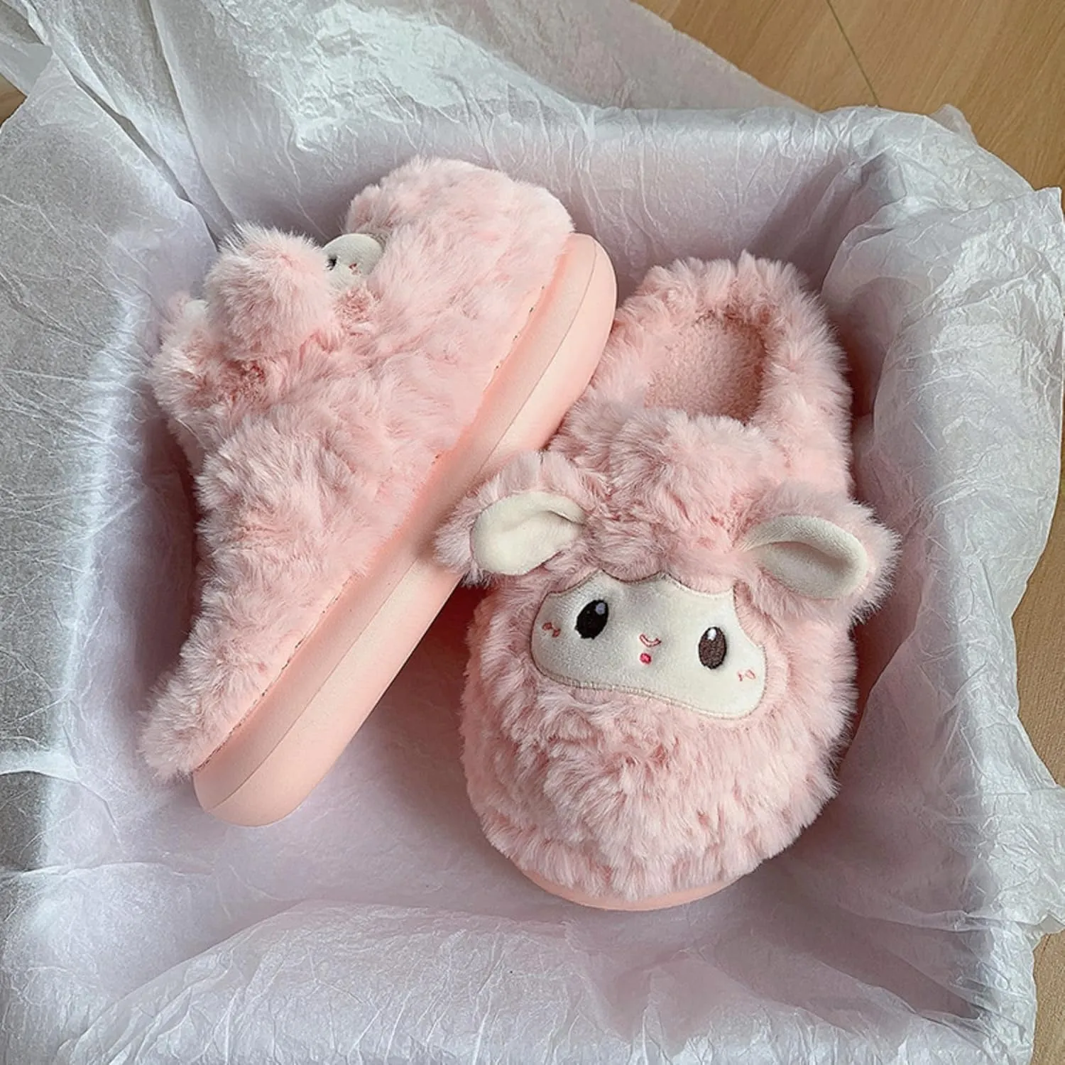 Sheep slippers Interesting animal shoes Warm keeping plush adult cartoon slippers for men and women at home