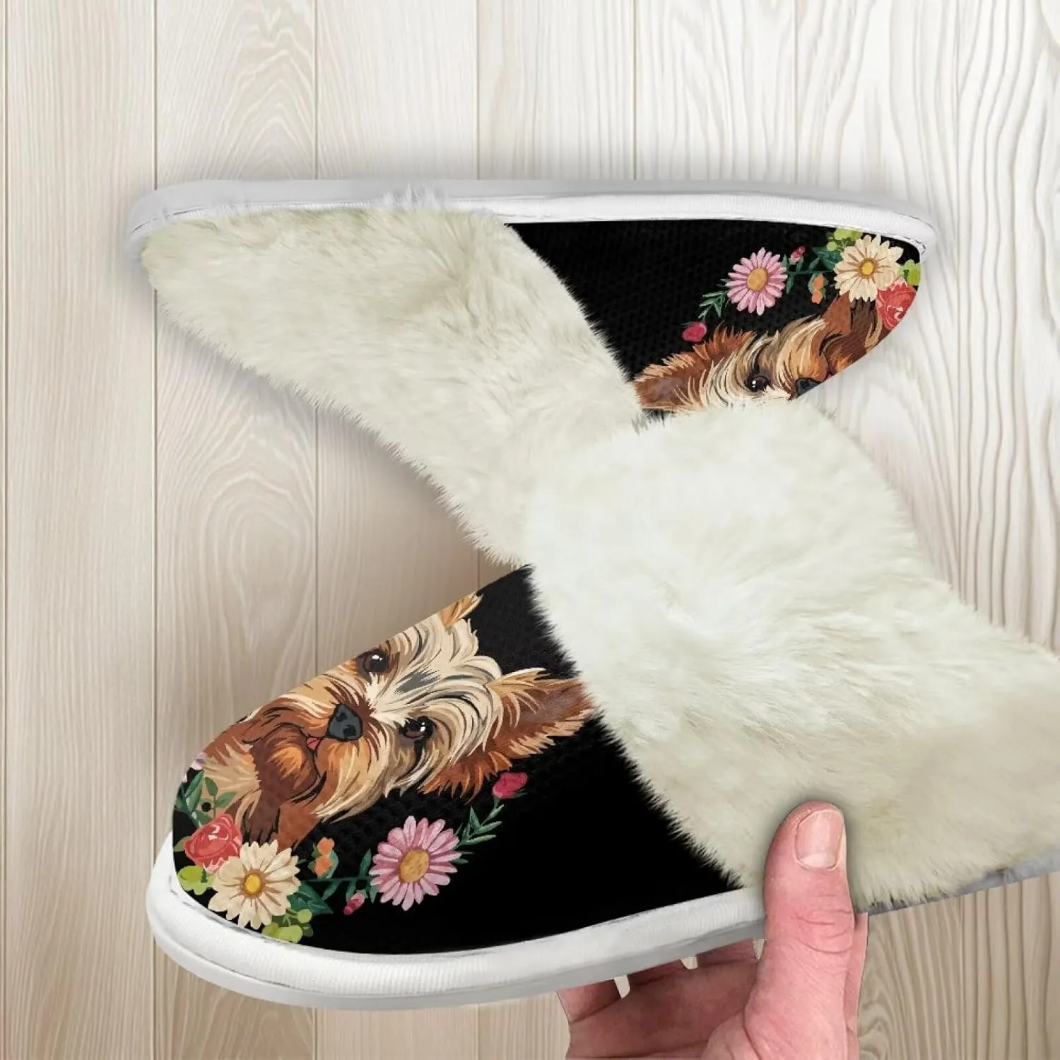 Slippers For Women Indoor And Outdoor, Anti-Slip Sole Fluffy Slippers Flannel Lined Slippers with Fur Edges