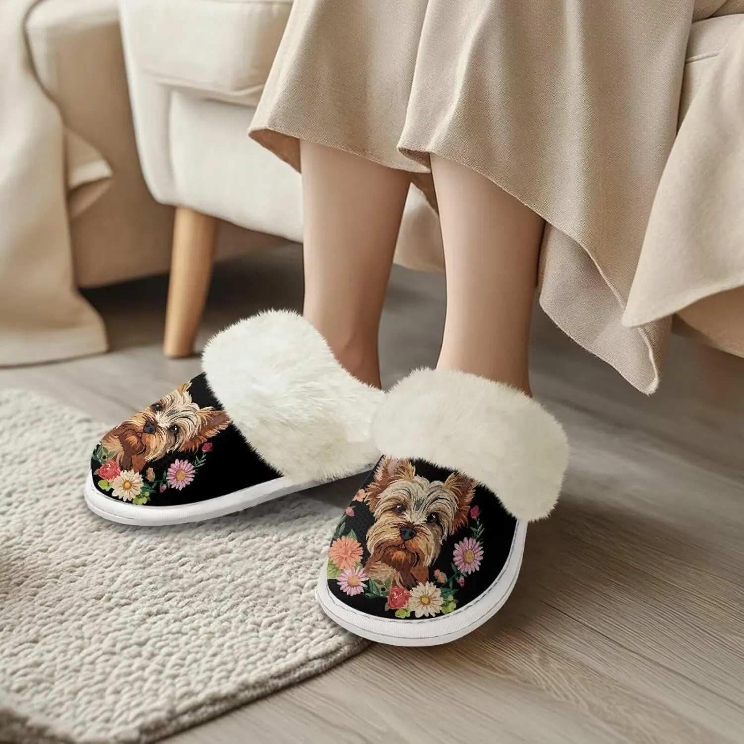 Slippers For Women Indoor And Outdoor, Anti-Slip Sole Fluffy Slippers Flannel Lined Slippers with Fur Edges