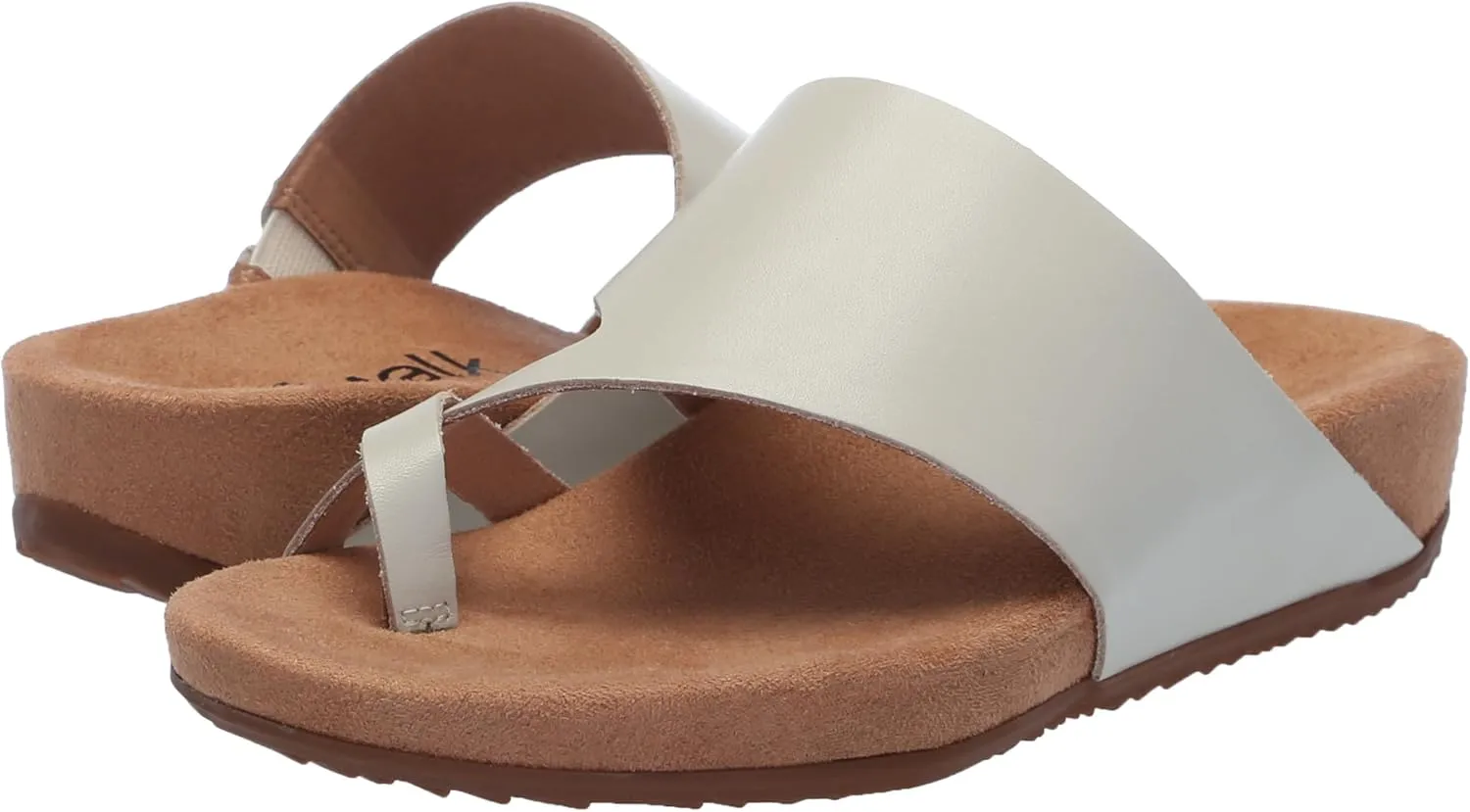 SoftWalk Women's Blaine Sandal