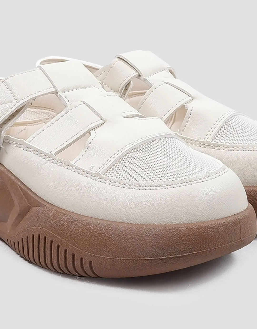 Triset Sepatu Loafer Wanita