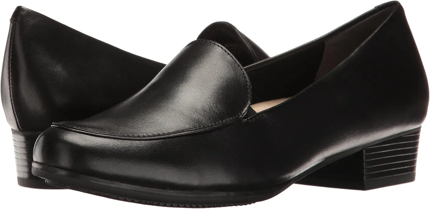 Trotters Women's Monarch Slip-On Loafer