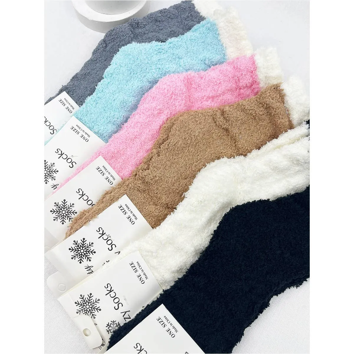 Two Tone Solid Cable Pattern Cozy Warm Socks