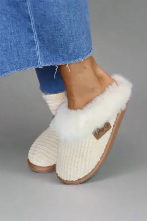 Very G Sweater Slipper