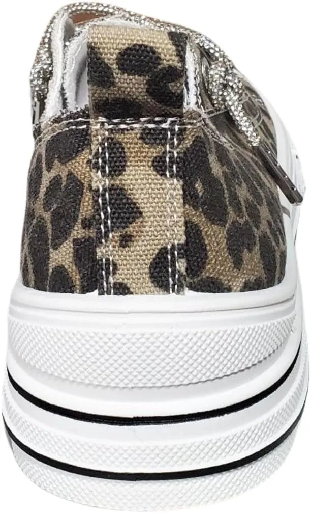 Very G Womens Aman Lace Up Canvas Sneaker