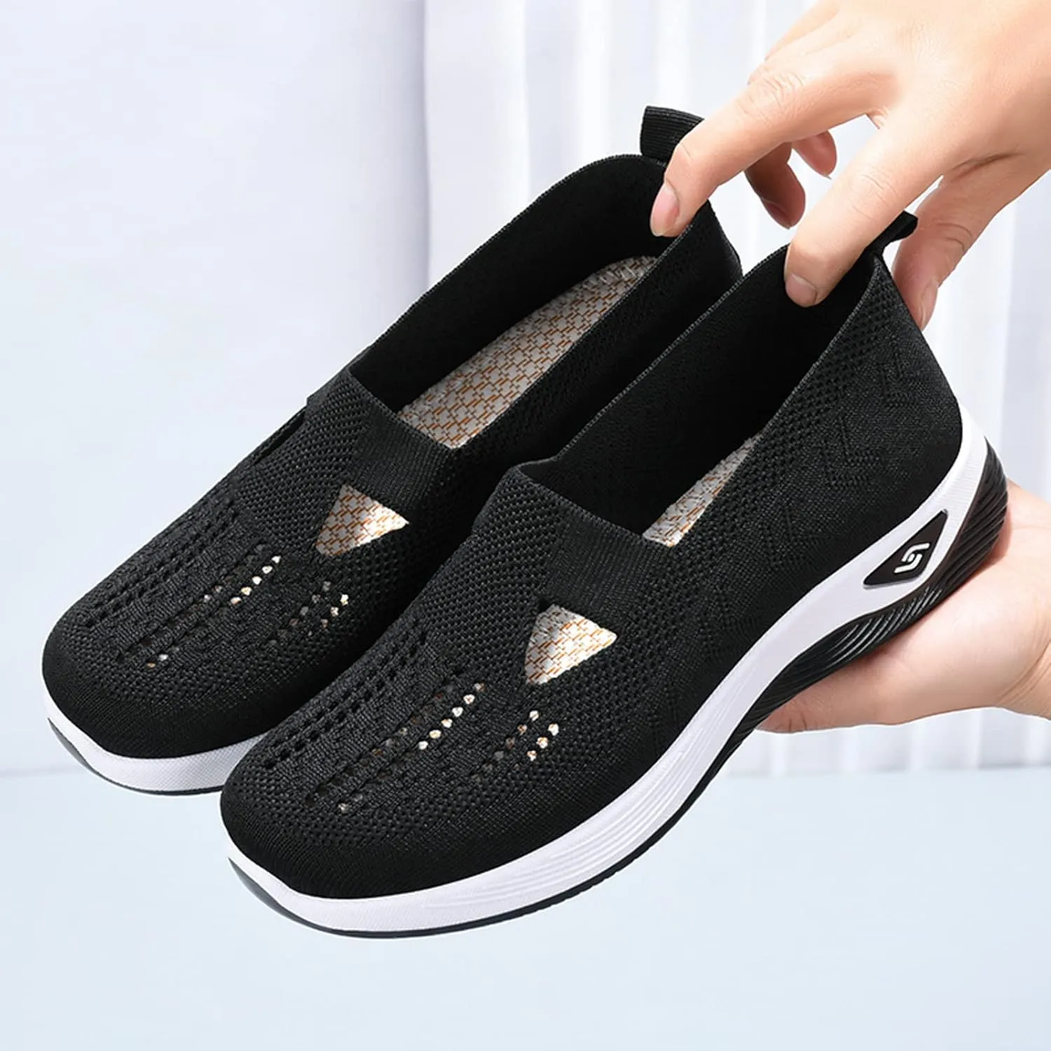 Women's Woven Orthopedic Breathable Soft Shoes Go Walking Slip on Diabetic Foam Shoes Slip in Sneakers Arch Support